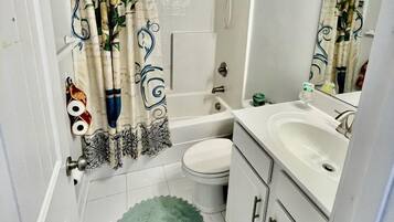 Towels, soap, shampoo, toilet paper