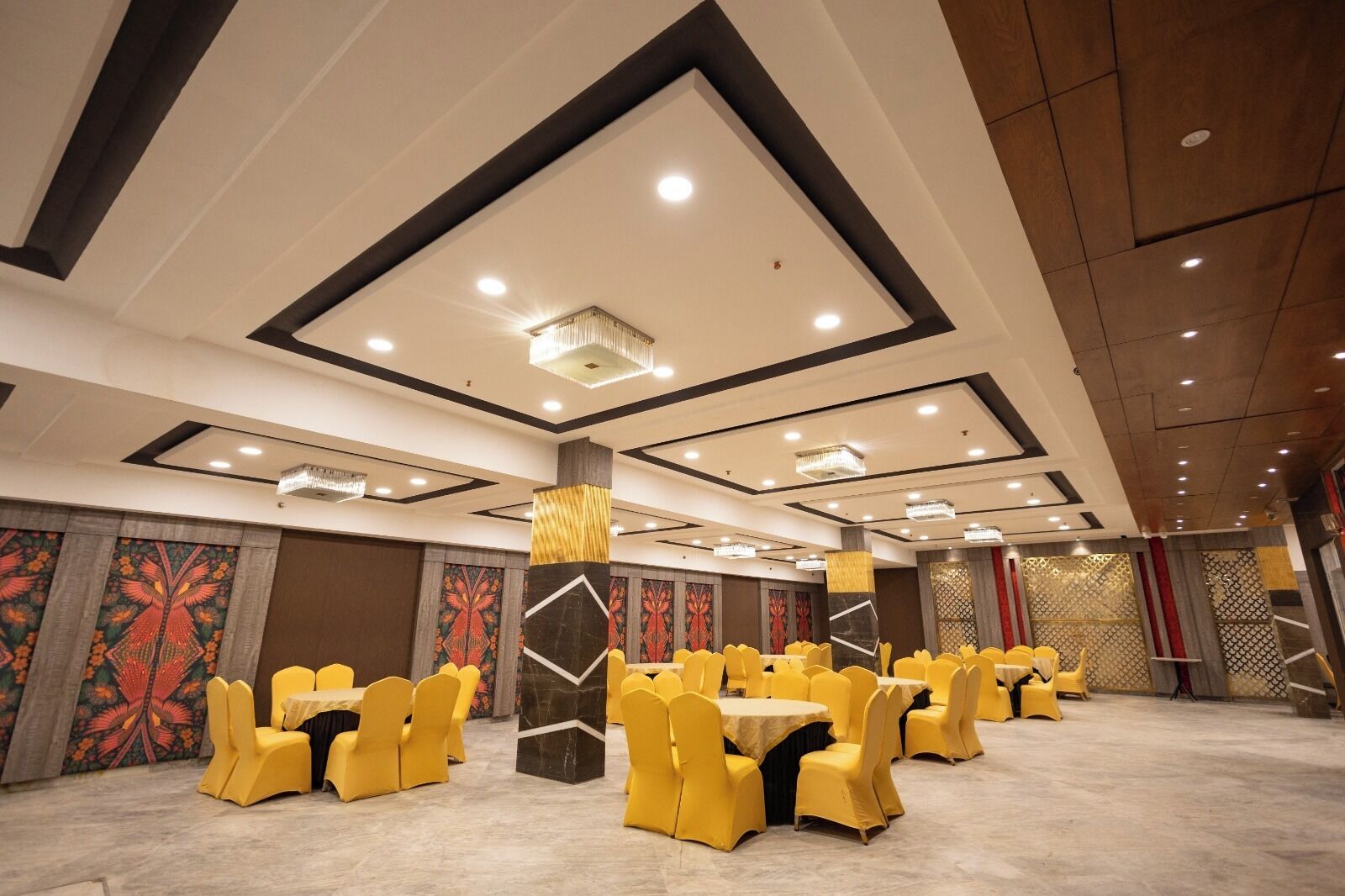 Banquet hall