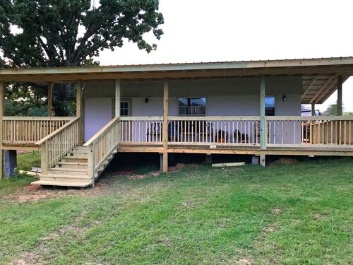 Comfortable Cabin Rental on a Winery for a Romantic Getaway in Oklahoma