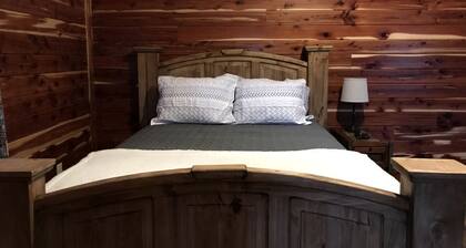 Comfortable Cabin Rental on a Winery for a Romantic Getaway in Oklahoma