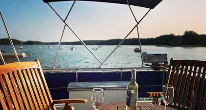 Unique Yacht Rental in a Peaceful Setting on Damariscotta River, Maine