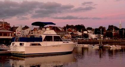 Unique Yacht Rental in a Peaceful Setting on Damariscotta River, Maine