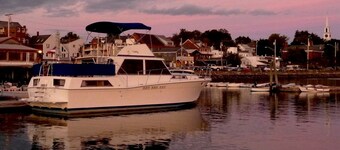 Unique Yacht Rental in a Peaceful Setting on Damariscotta River, Maine