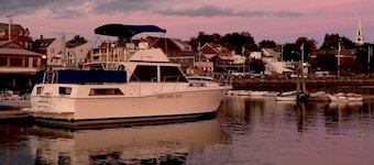 Unique Yacht Rental in a Peaceful Setting on Damariscotta River, Maine