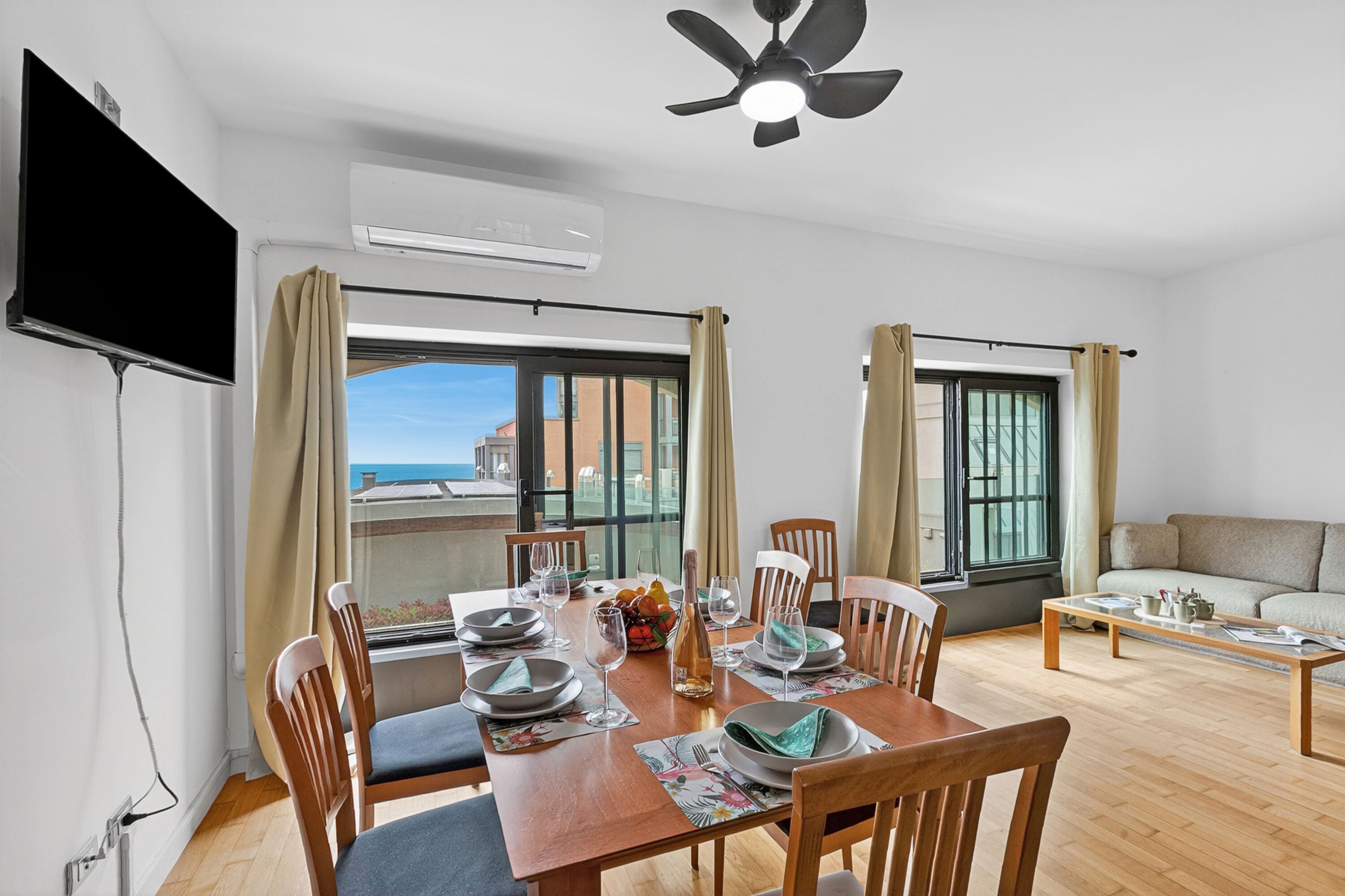 Familienapartment, 1 Schlafzimmer, Meerseite (Mediterranea 36-bis in Savona) | Esszimmer