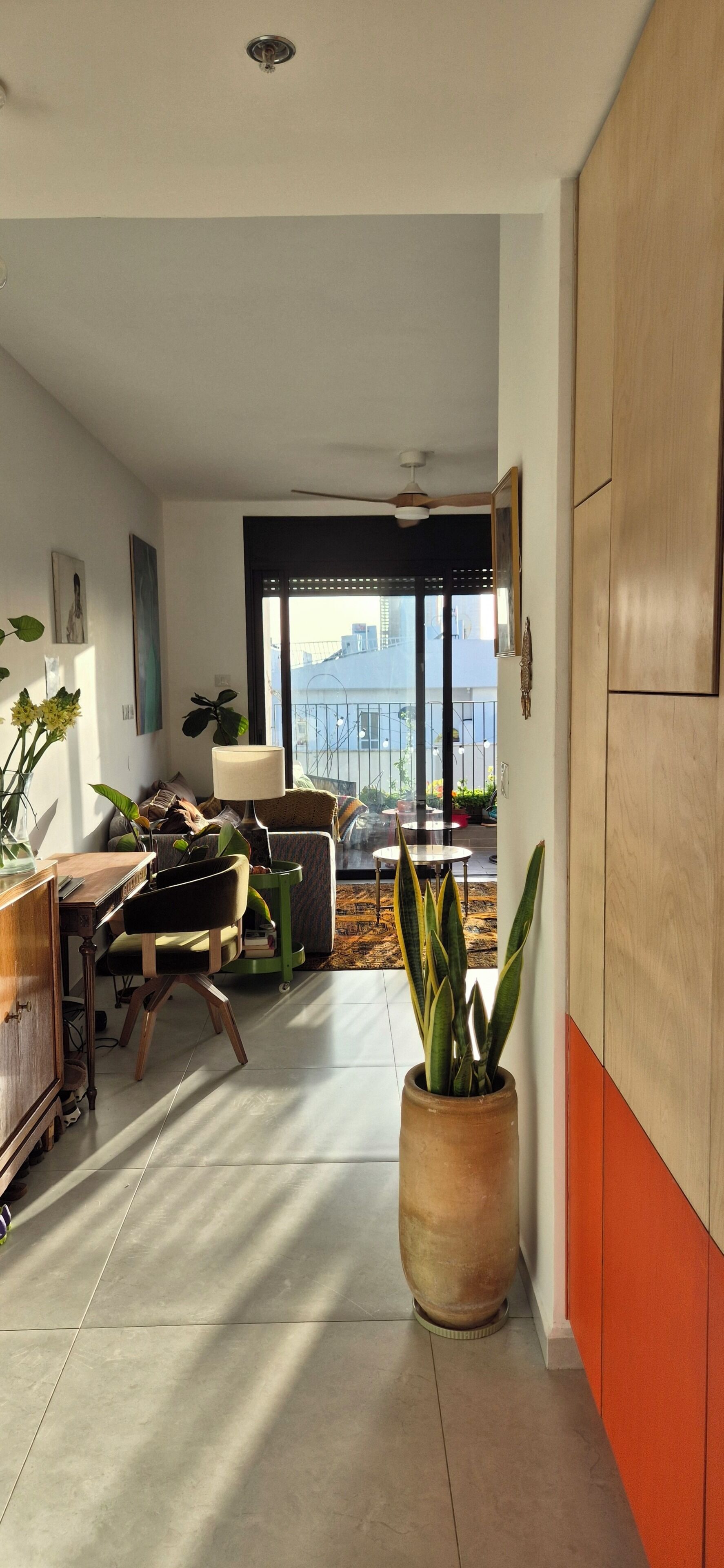 Bright & Stylish Boho Home W\\ Botanical Terrace, By A Grove -With A Safe Mamad - Tel Aviv-Yafo