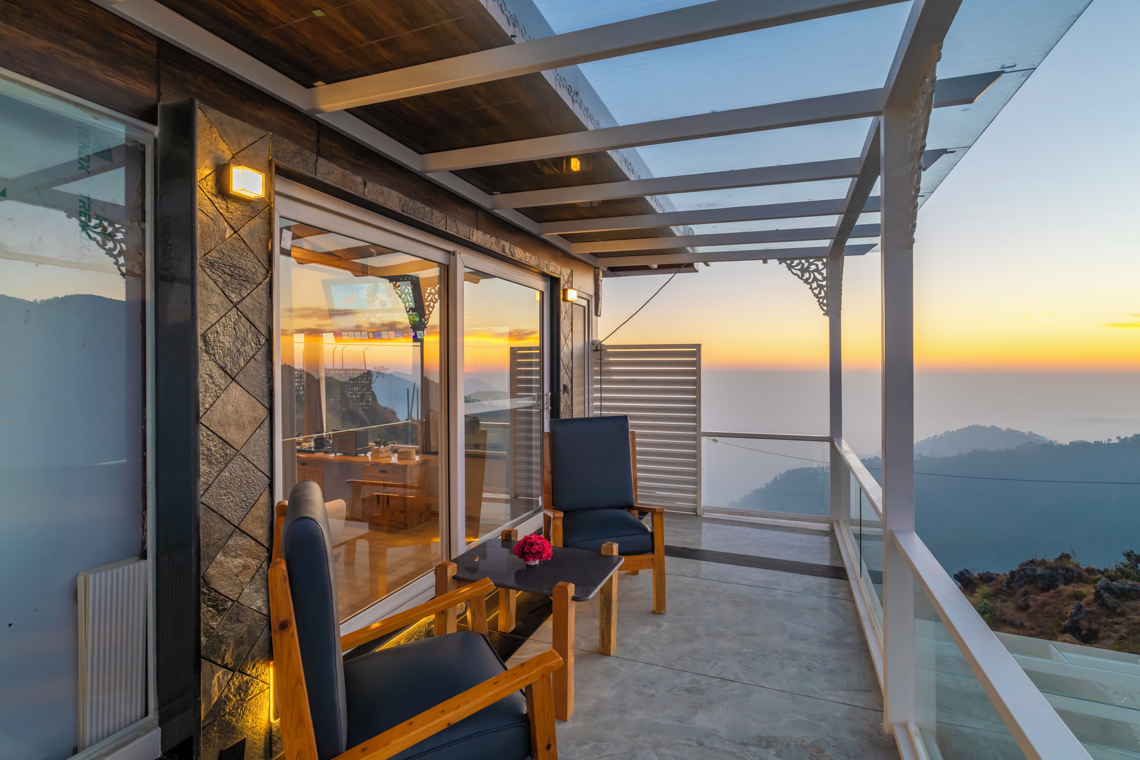 Studio Suite | Balcony view