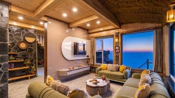 Studio Suite | Khu phòng khách