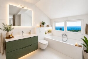 Bathroom - Vrbo Property (Makarska)