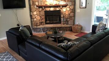 TV, fireplace, DVD player