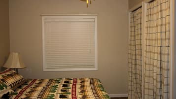 2 bedrooms, bed sheets