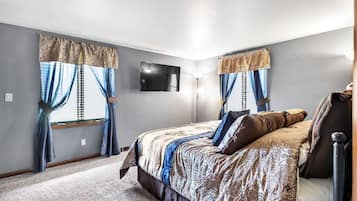 3 chambres, fer et planche à repasser, Wi-Fi, draps fournis