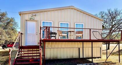 Charming Tiny House Haven near Llano River in Texas