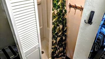 Towels, soap, shampoo
