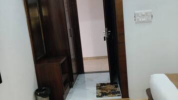 Deluxe Double Room | Free WiFi