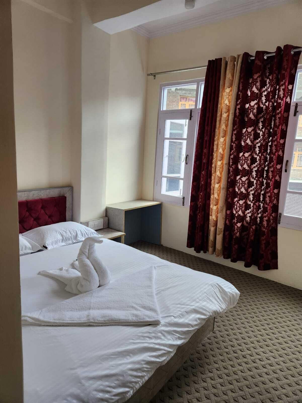 Family Room | Free WiFi, bed sheets