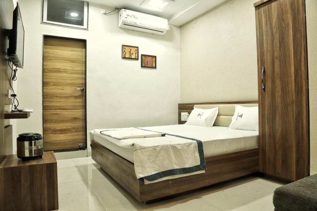 Double or Twin Room | Free WiFi