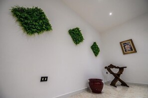 Interior - Stella Vacation Home — Garden and Terrace (Marsala)