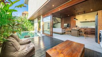 Vila Deluks, 2 kamar tidur, kolam renang pribadi | Tempat makan outdoor