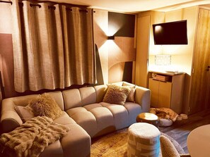 Chalet | Ruang keluarga