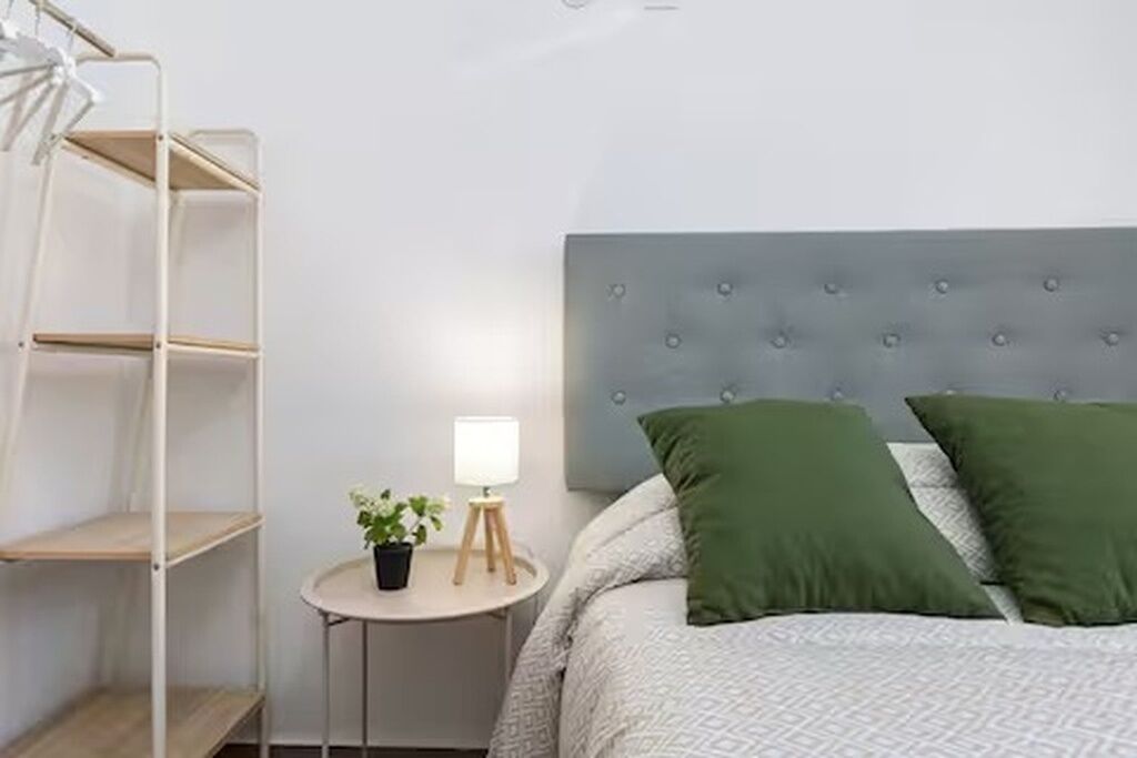 3 chambres, fer et planche à repasser, accès Internet, draps fournis
