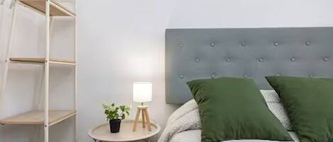 3 chambres, fer et planche à repasser, accès Internet, draps fournis