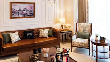 Classic Apartment | Living area