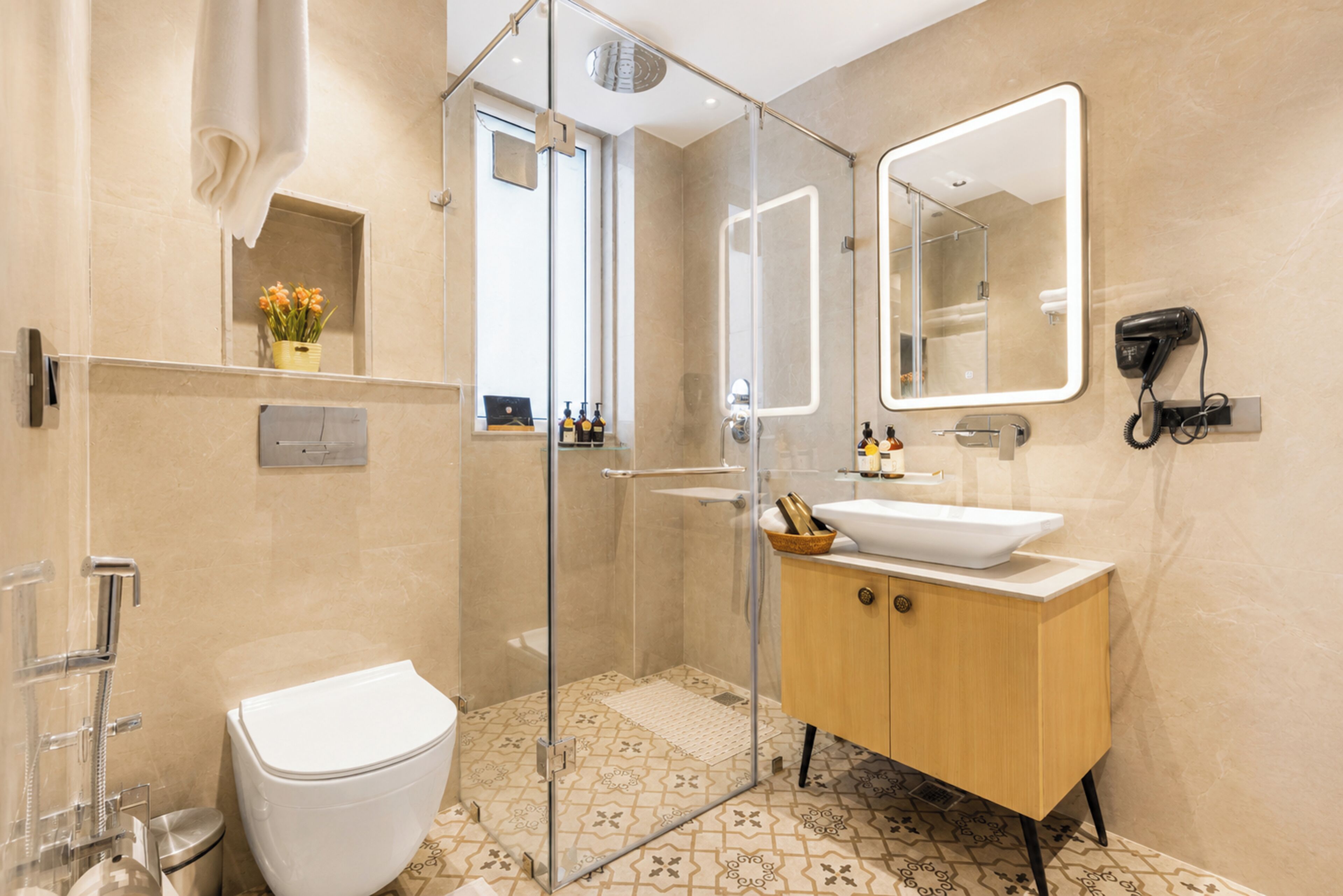 Classic Apartment | Bathroom
