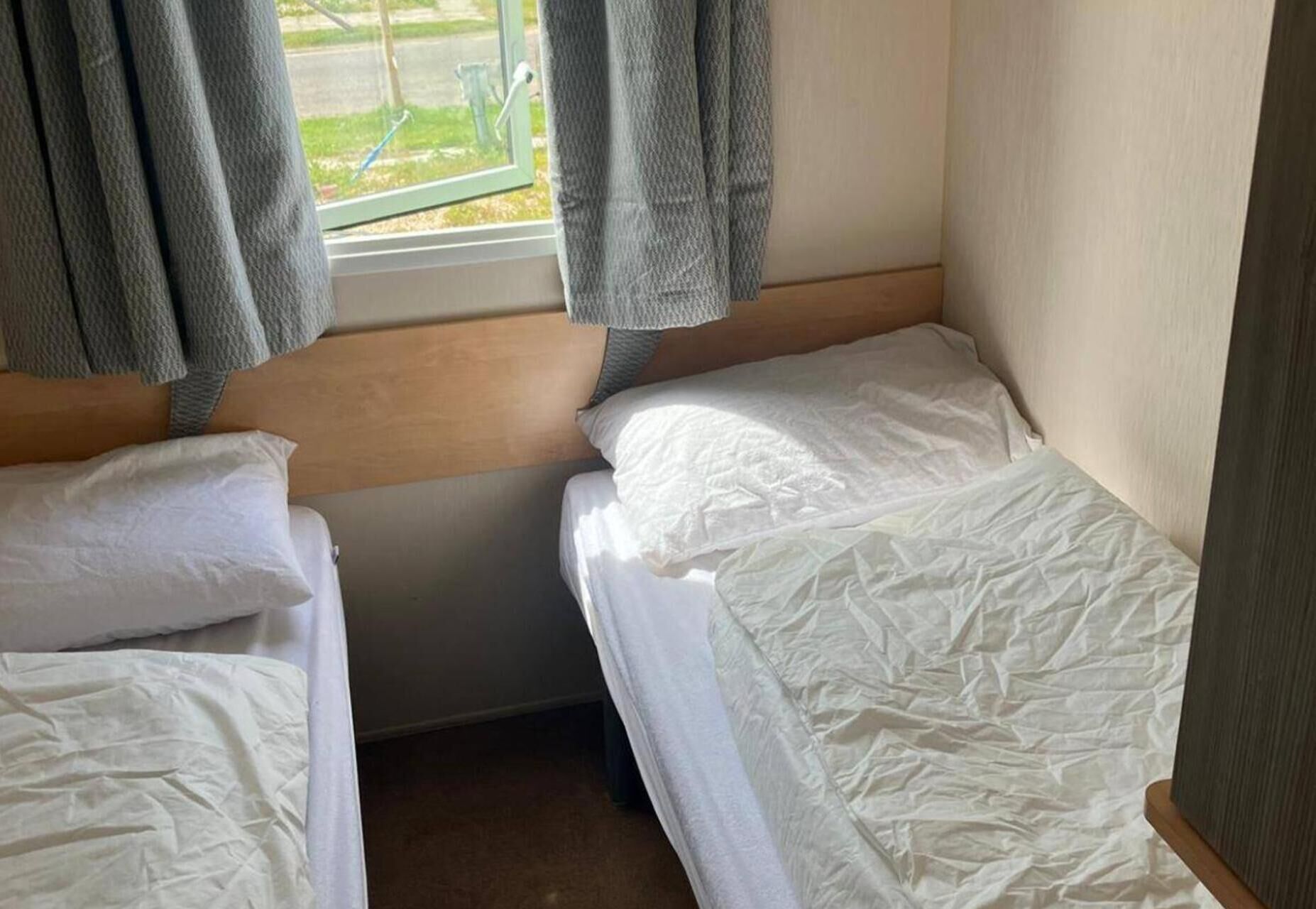 3 bedrooms, iron/ironing board, free WiFi