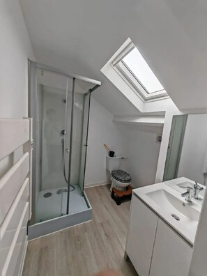 Bathroom - Homerez - House in Saint-Junien (Saint-Junien)