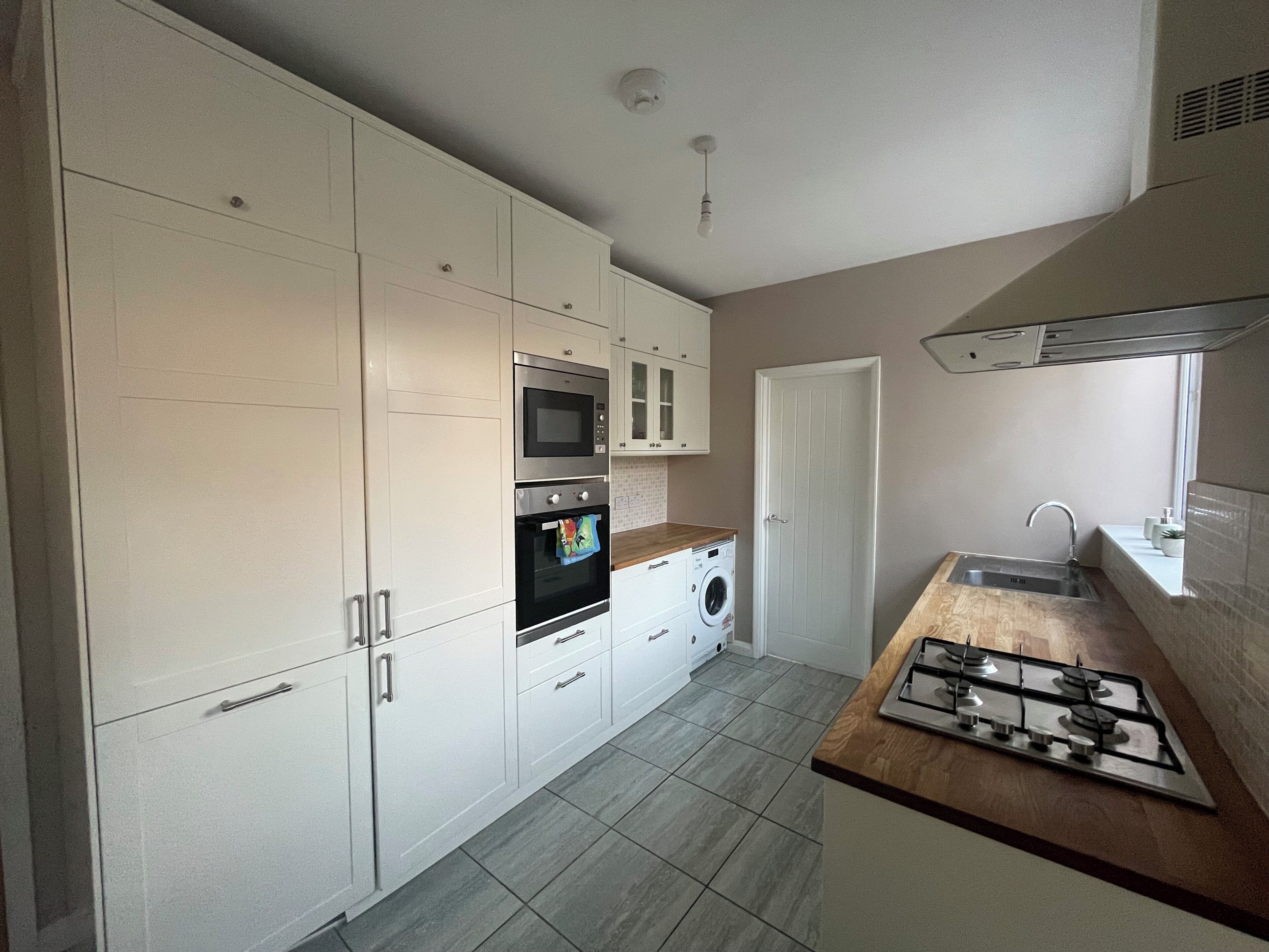 Apartemen, balkon, pemandangan kota | Dapur pribadi