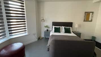 Comfort Double Room, City View | Free WiFi, bed sheets