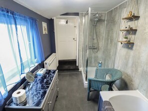 Ferienhaus | Badezimmer | Dusche