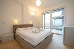 Room - Due Stelle – Terrace Overlooking Lake Como – Musso (Musso)