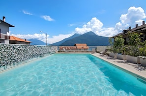 Pool - Due Stelle – Terrace Overlooking Lake Como – Musso (Musso)