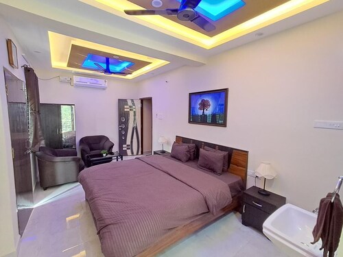 Whispering Waves Luxury Homes