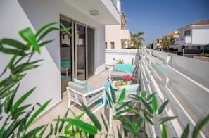 Terrace/patio - Azure Villa Andrea (Paralimni)