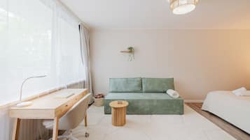 1 bedroom, desk, iron/ironing board, free WiFi