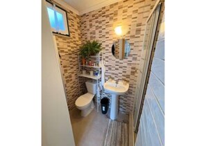 Shower, hair dryer, towels, toilet paper - MyStay - Casinha do Canto (Outeiro da Cabeça)