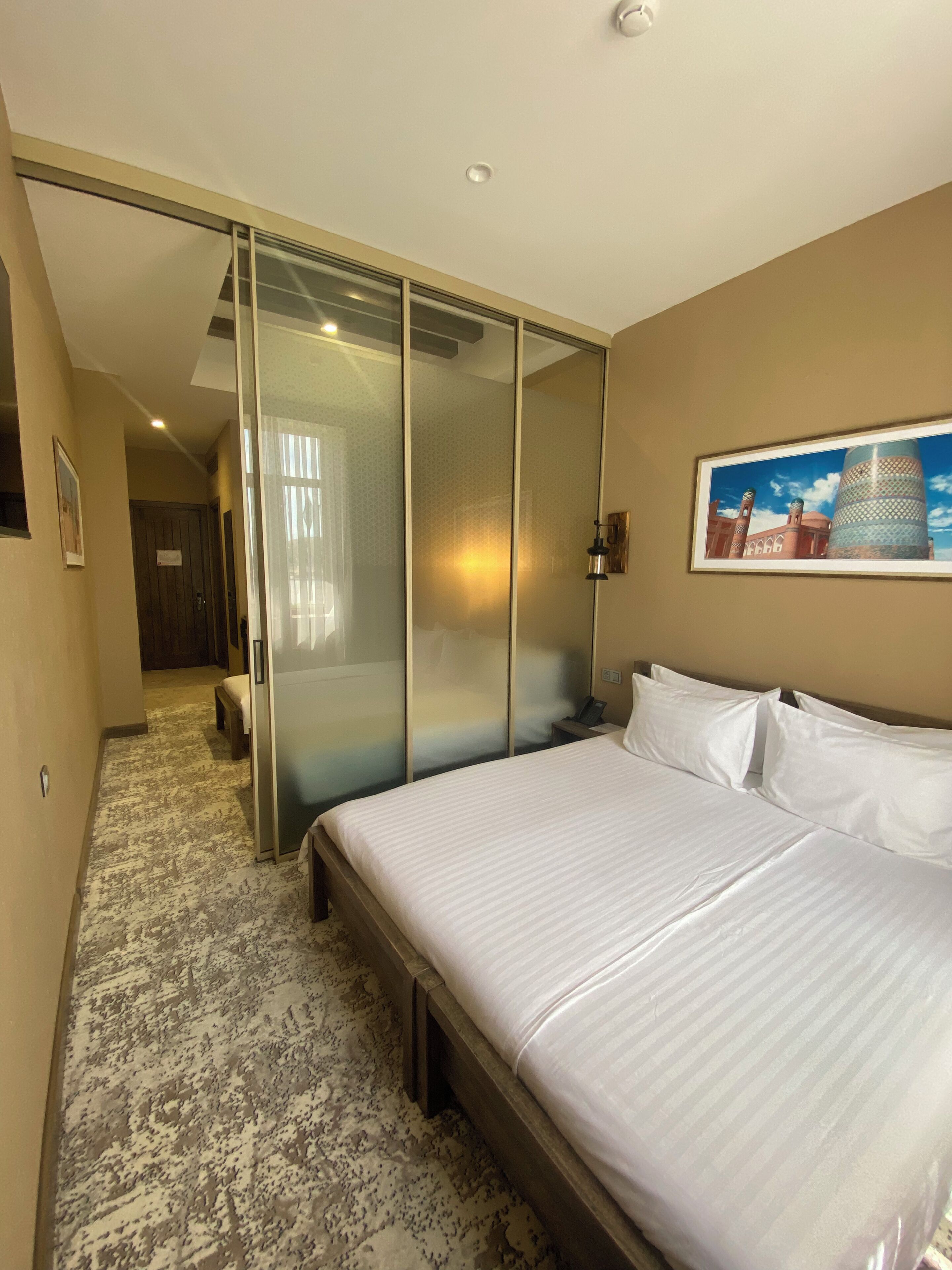 Free WiFi, bed sheets