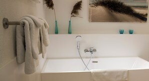 Bathroom - Vrbo Property (Müllheim im Markgräflerland)