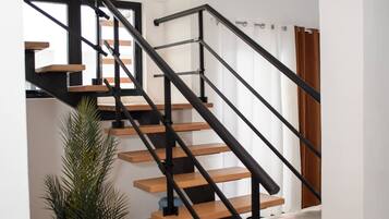 Villa, 3 chambres, patio | Intérieur