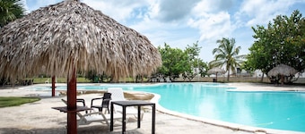 Luxurious Punta Cana House 3 Bedrooms, Shared Pool, BBQ