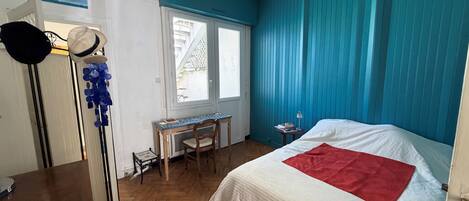 1 quarto