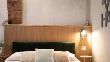 Triple Room | In-room safe, WiFi (free)
