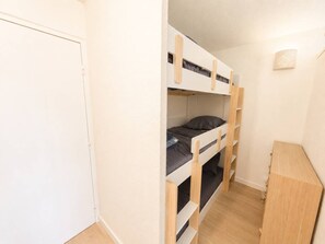 1 Schlafzimmer