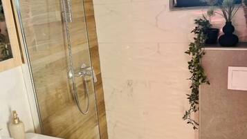 Ferienhaus, 1 Schlafzimmer, Raucher, Kamin | Badezimmer