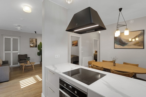 Apartment, 2 Bedrooms, Ground Floor | Private kitchen