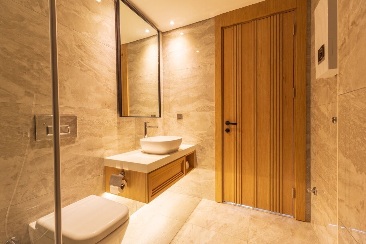 Villa, Pool View | Bathroom | Shower, free toiletries, hair dryer, slippers