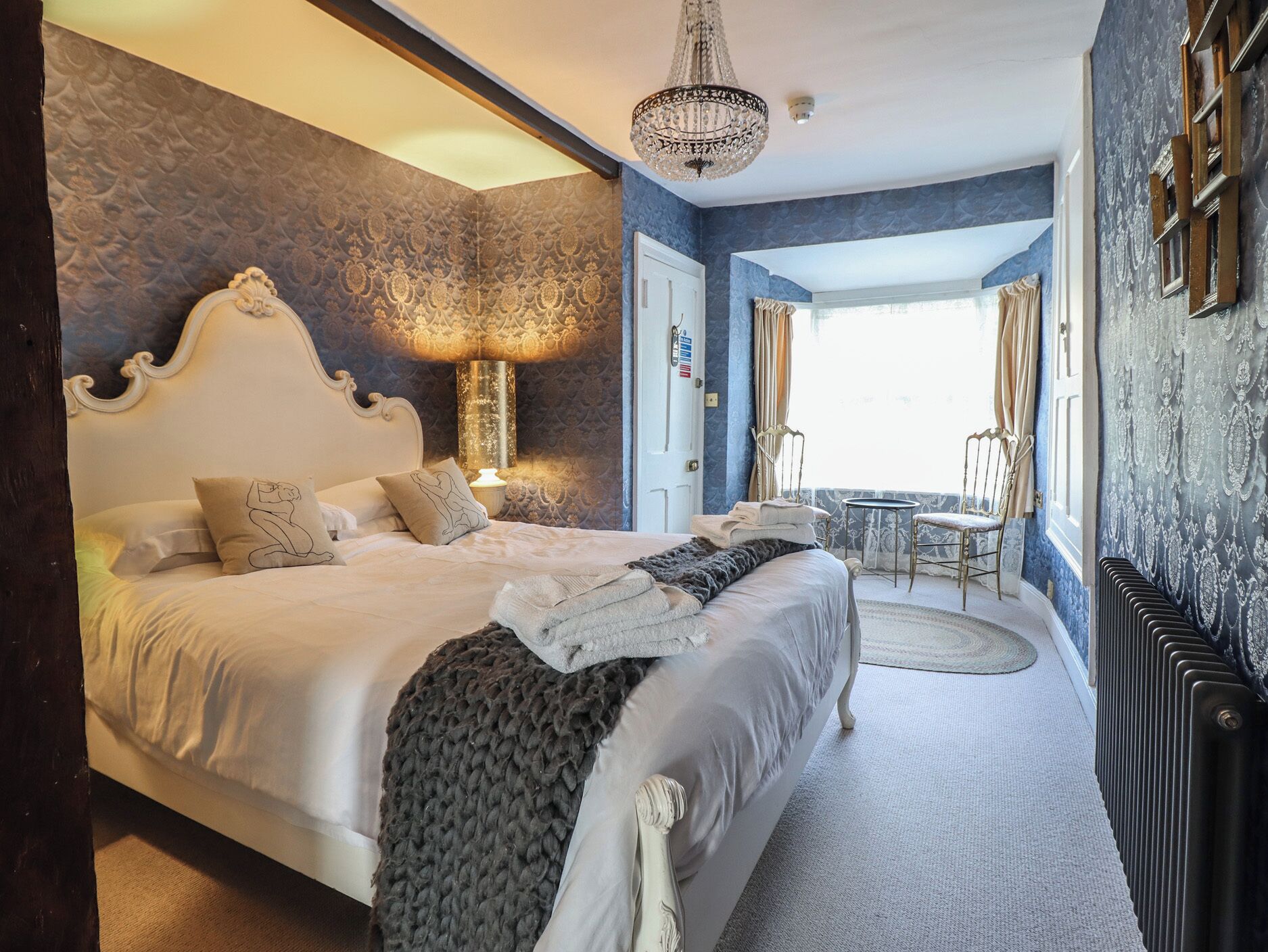 10 bedrooms, individually decorated, individually furnished, free WiFi